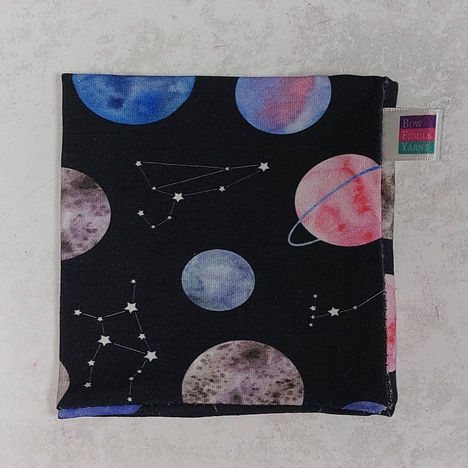 Yarn Cake Cosy, yarn organizer, various patterns - Planets