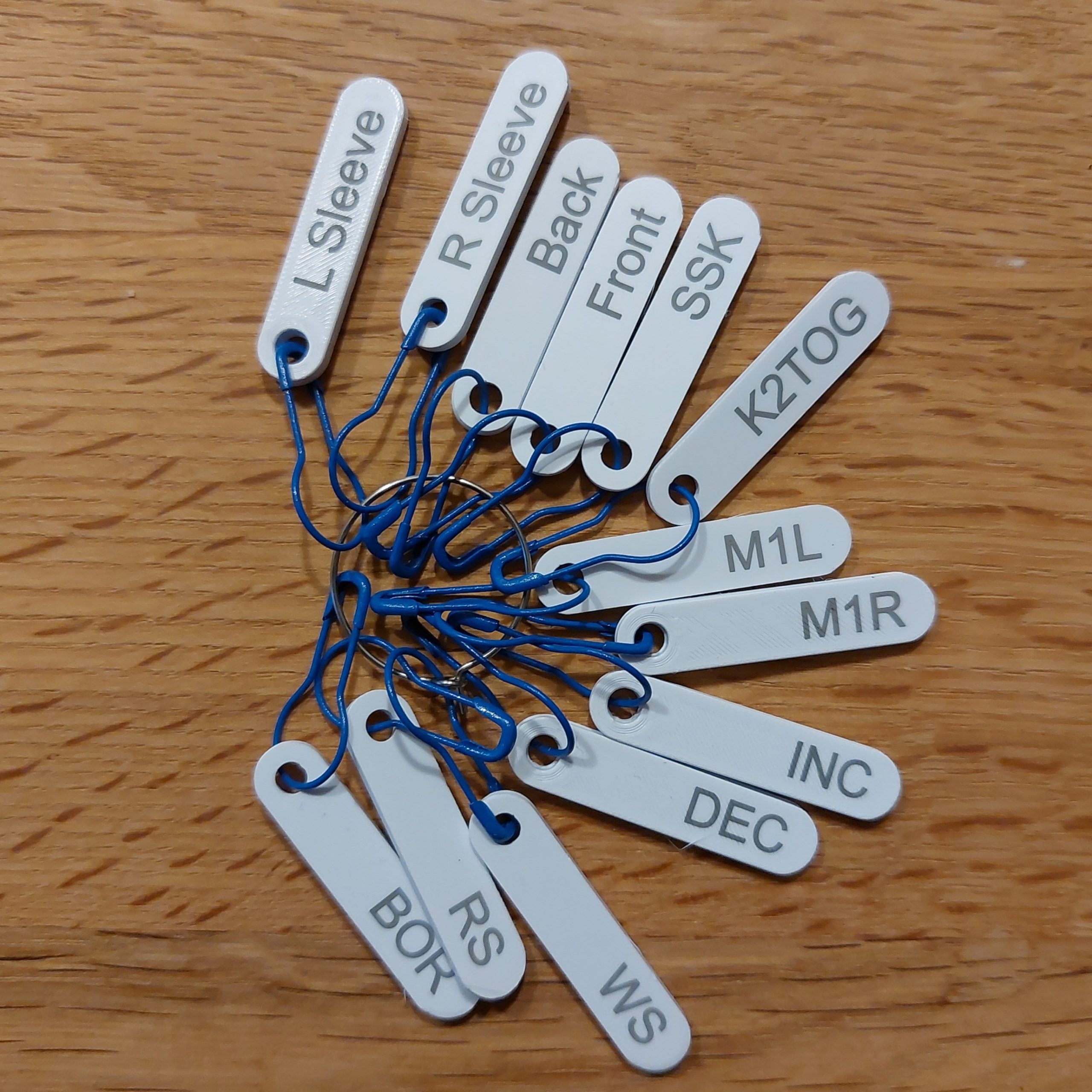 Instructional stitch markers - White